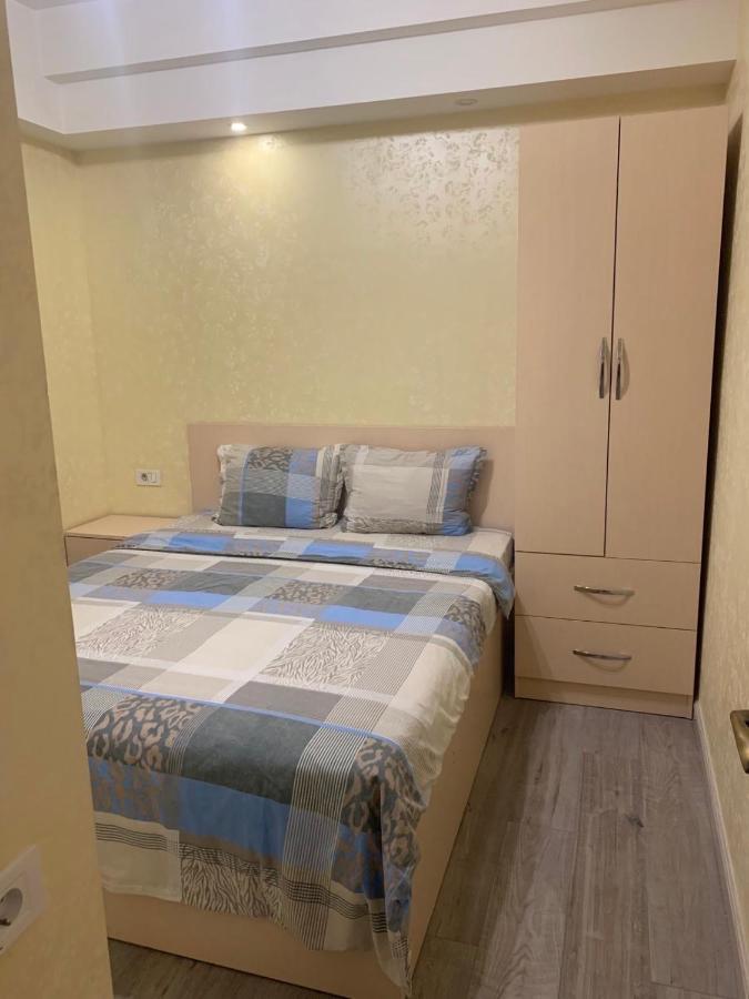 Comfortable Apartment In Center Erivan Exterior foto