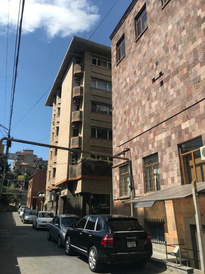 Comfortable Apartment In Center Erivan Exterior foto